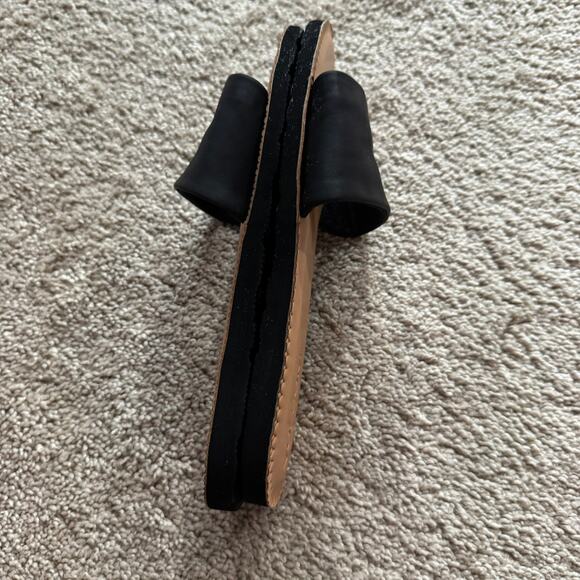 Volcom Women's Simple Slides Open Toe Sandals Size 6 w/ Black Leather Band - Picture 10 of 11